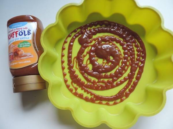 Gâteau renversé aux poires caramélisées et parfumé aux épices - Préparation etape 2