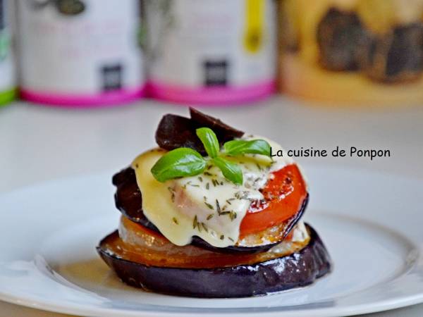 Petite tour de tomate, aubergine et oignon, végétarien - Préparation etape 5