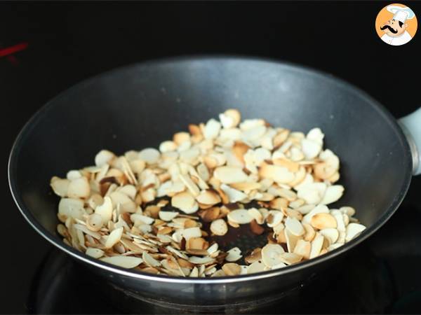 Bûche tiramisu aux framboises - Préparation etape 1