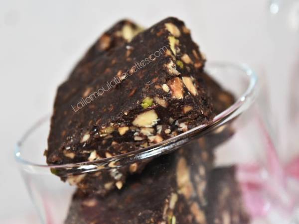 Barres énergétiques aux chocolat et fruits secs - Préparation etape 2