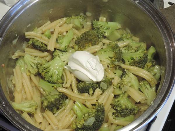 One pot pasta aux pâtes et brocoli, végétarien - Préparation etape 3