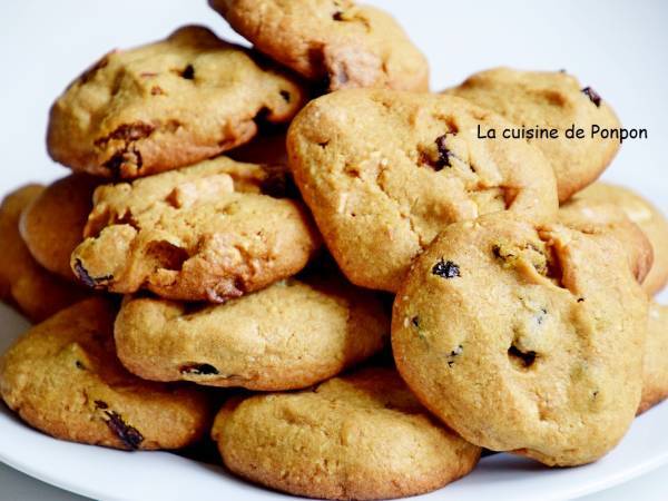 Biscuit au chocolat blanc, baies de goji et cranberries - Préparation etape 4