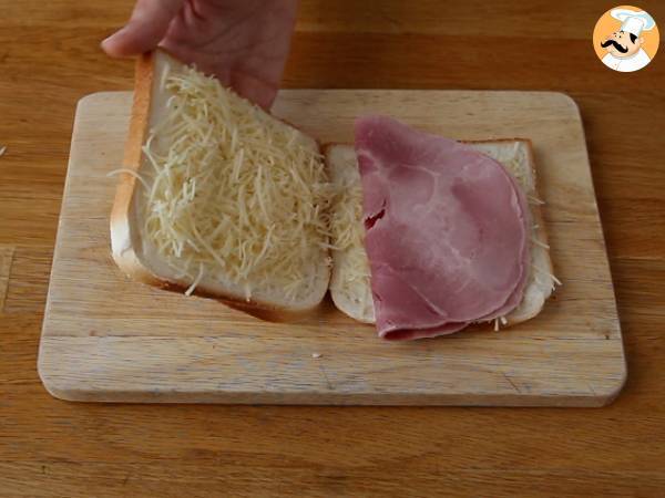 Croque-monsieur gourmands à la béchamel - Préparation etape 2