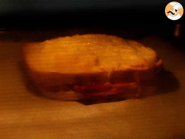 Croque-monsieur gourmands à la béchamel - Préparation etape 4