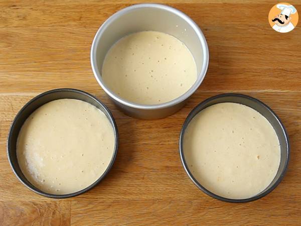 Layer cake aux fraises et crème mascarpone - Préparation etape 4