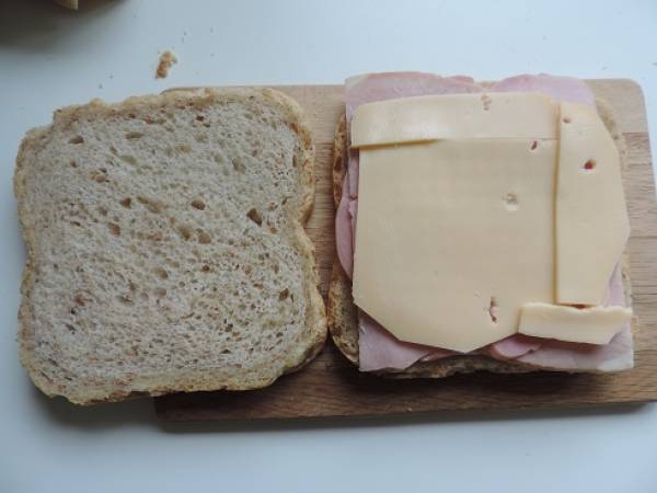 Croque monsieur au fromage d'Abbaye et sans béchamel! - Préparation etape 1