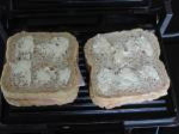 Croque monsieur au fromage d'Abbaye et sans béchamel! - Préparation etape 2