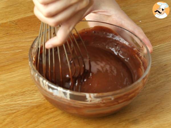 Tarte Oreo et chocolat sans cuisson - Préparation etape 3