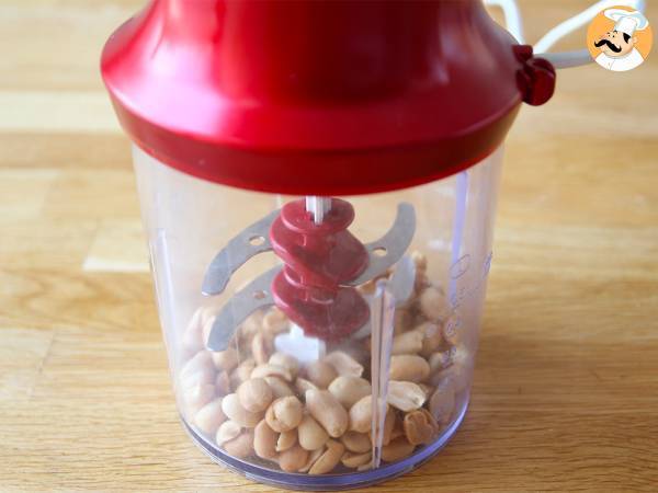 Beurre de cacahuètes maison - purée de cacahuètes - Préparation etape 1
