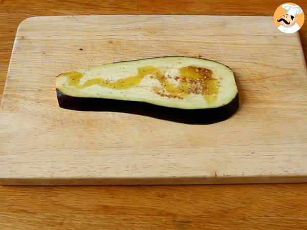 Roulés d'aubergine à la parmigiana - Préparation etape 1