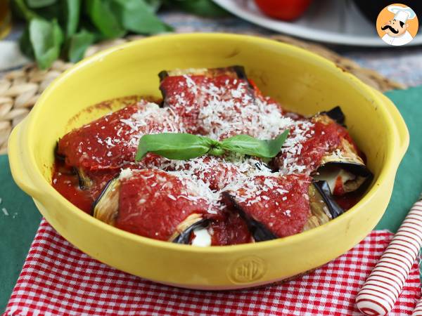 Roulés d'aubergine à la parmigiana - Préparation etape 5