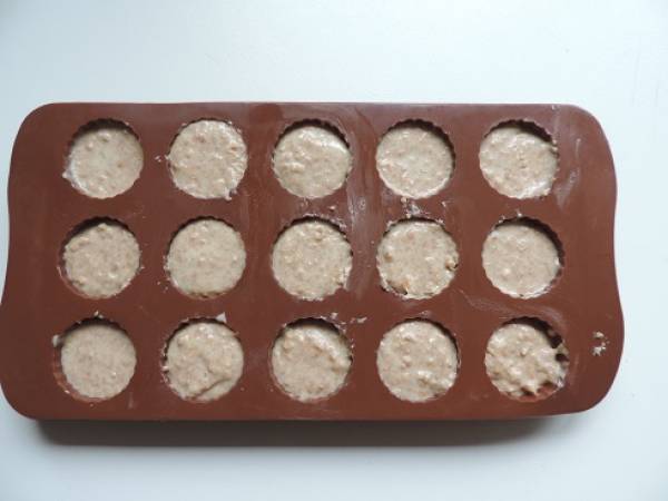 Praline au chocolat blanc et gavotte, 2 ingrédients seulement - Préparation etape 2