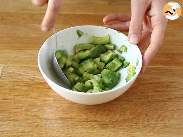 Verrines au saumon fumé et à l'avocat - Préparation etape 2