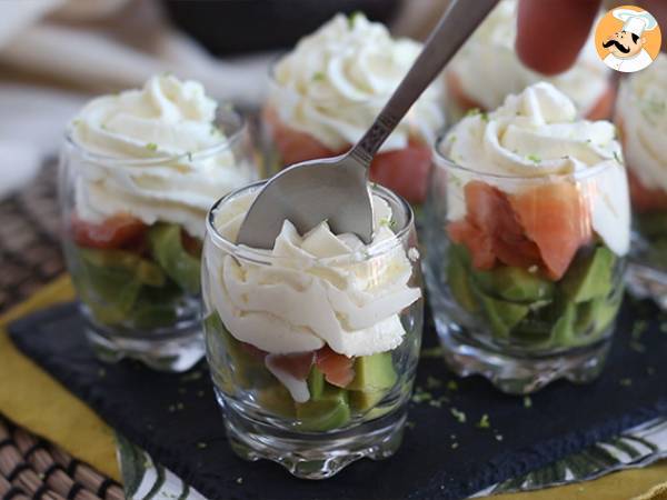 Verrines au saumon fumé et à l'avocat - Préparation etape 6