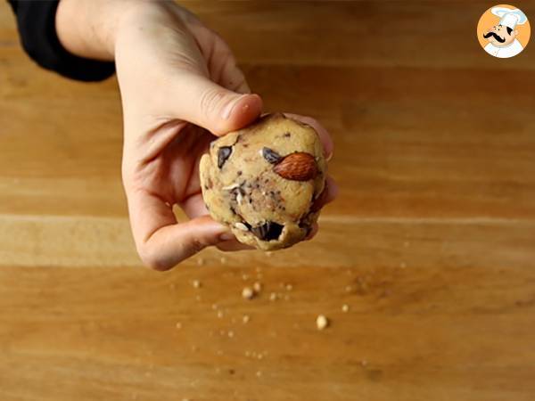 Cookies au chocolat, cacahuètes et amandes - Préparation etape 3