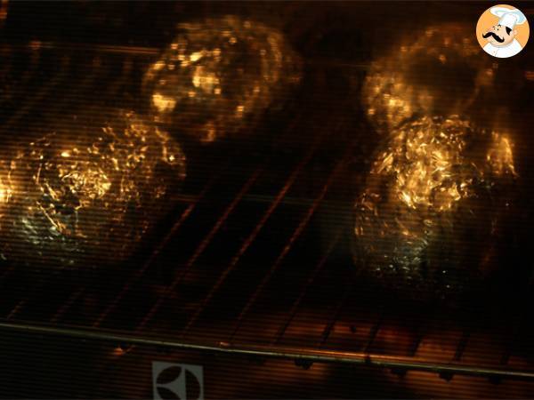 Pommes de terre farcies au saumon fumé et fromage frais - Préparation etape 1