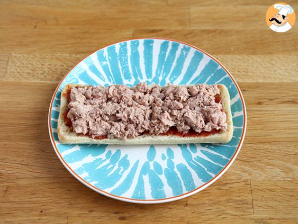 Panini thon, tomate, câpres - Préparation etape 2