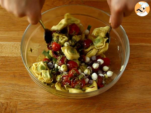 Salade de tortellini au pesto - Préparation etape 4