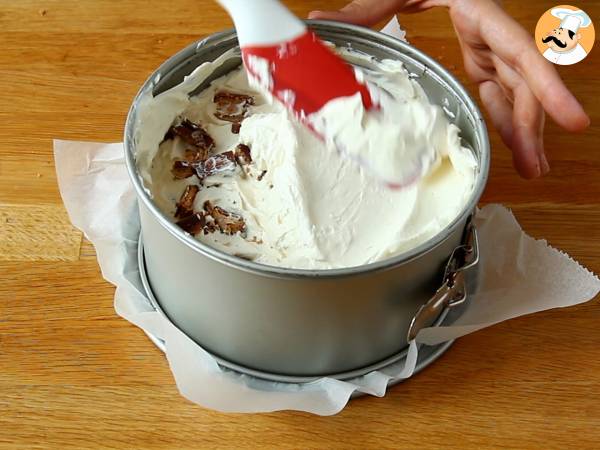 Cheesecake sans cuisson au Kinder Bueno fabuleux - Préparation etape 5