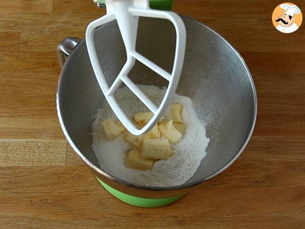 Tarte rustique aux pêches et romarin - Préparation etape 1