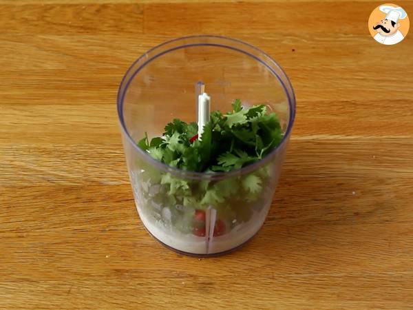 Ceviche d'huître: leche de tigre et fruit de la passion - Préparation etape 2