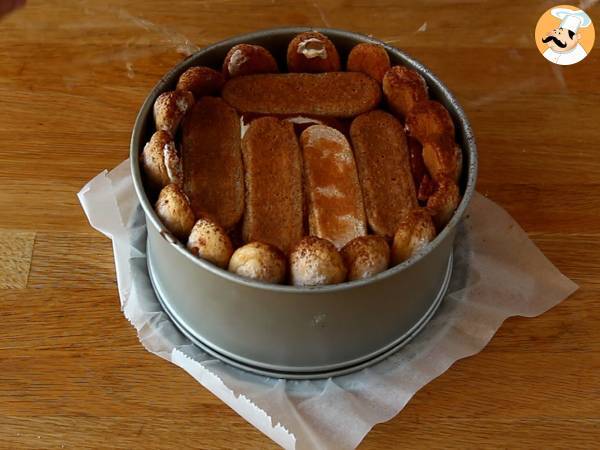 Charlotte façon tiramisu délicieuse et sans oeufs - Préparation etape 6