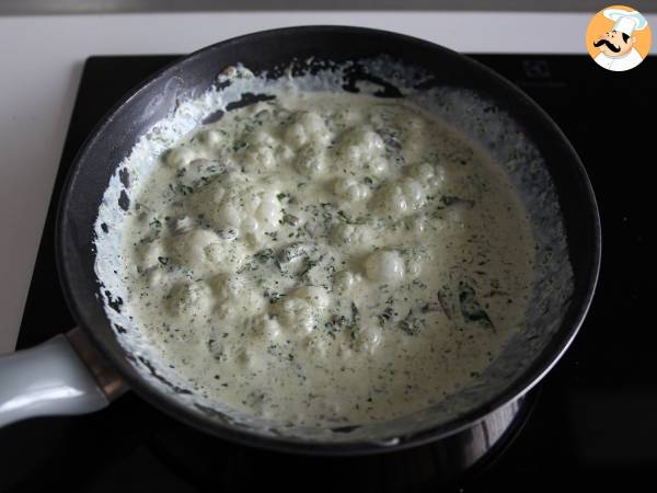 Chaussons farcis de champignons et d'épinards - Préparation etape 2