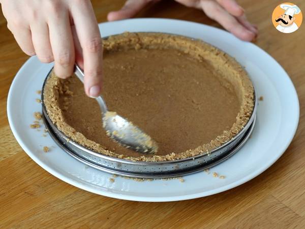 Tarte de Pâques au chocolat et caramel, le dessert le plus gourmand pour Pâques - Préparation etape 2