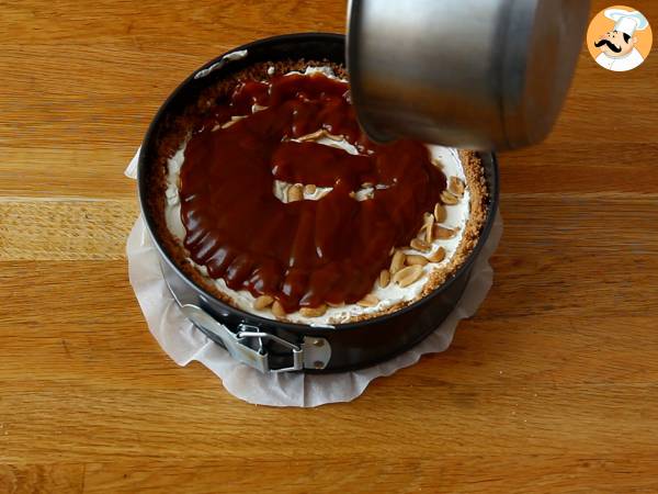 Cheesecake façon Snickers extra gourmand - Préparation etape 7