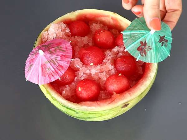 Frosé à la pastèque : le cocktail granité super rafraichissant avec du rosé ! - Préparation etape 5