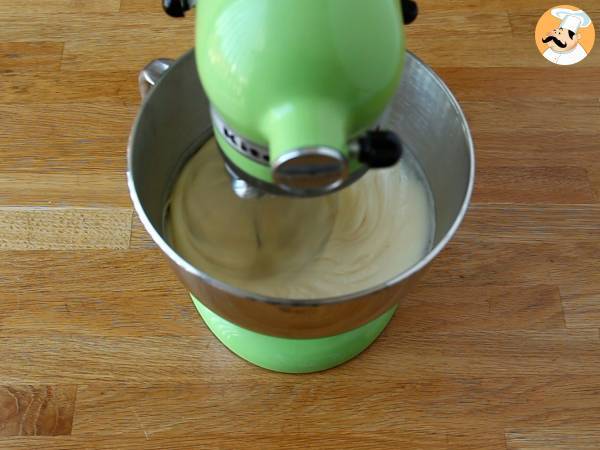 Bundt cake d'Halloween avec glaçage diaboliquement gourmand - Préparation etape 1