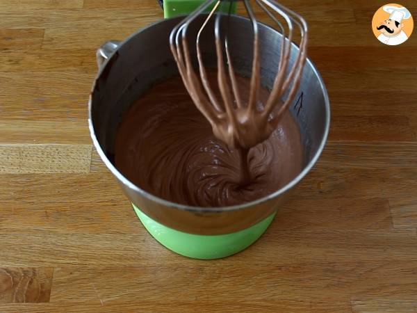 Bundt cake d'Halloween avec glaçage diaboliquement gourmand - Préparation etape 3