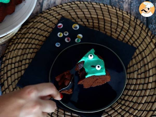 Bundt cake d'Halloween avec glaçage diaboliquement gourmand - Préparation etape 8