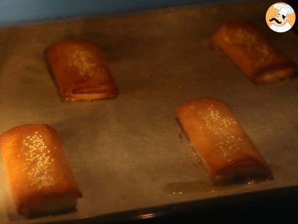 Feta Saganaki, la recette grecque des croustillants de feta et miel - Préparation etape 5