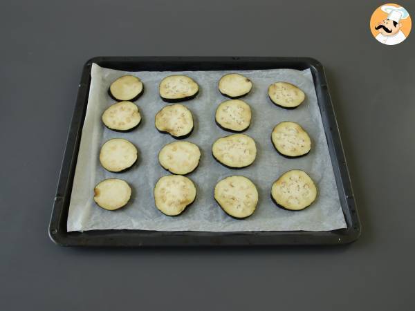 Aubergines au four, un plat d'accompagnement savoureux et léger - Préparation etape 2