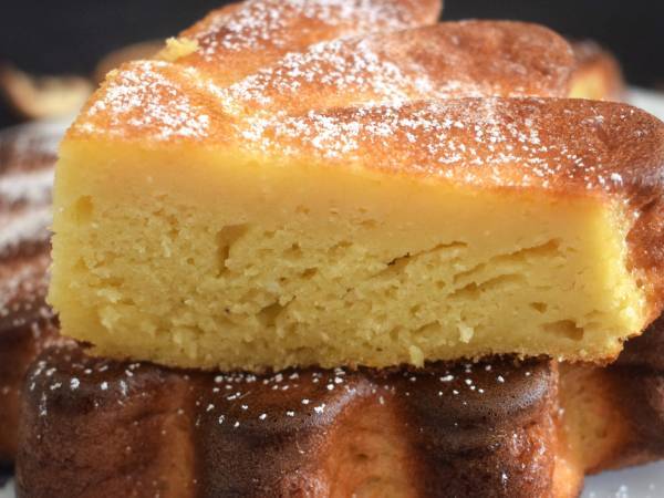 Gâteau au jus d'orange en bouteille - Préparation etape 1
