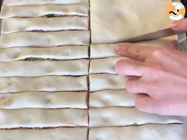 Maxi torsades feuilletées (tomate, jambon, mozzarella, persil) - Préparation etape 4