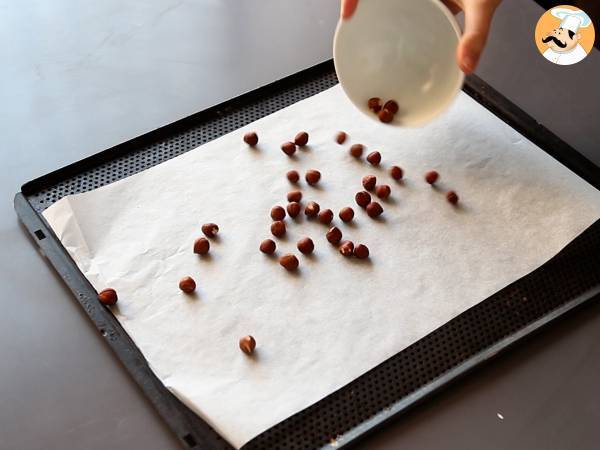 Energy balls aux dattes avec un cœur coulant au beurre de cacahuète - Préparation etape 1