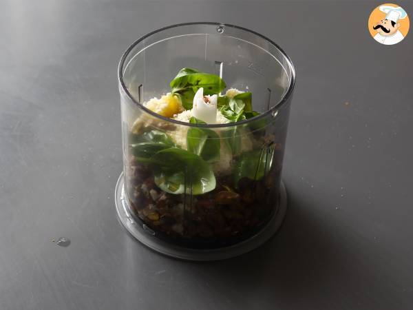 Pesto de pistaches, la sauce facile et savoureuse - Préparation etape 1