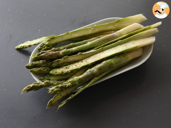 Feuilletés aux asperges, jambon et fromage fondant - Préparation etape 2