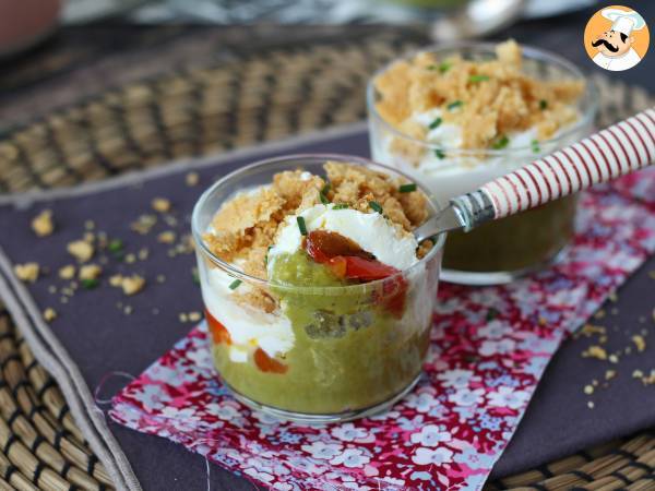 Verrines végétariennes: crème de petit pois, crumble de parmesan et crème au mascarpone - Préparation etape 11