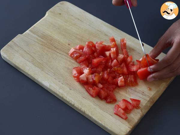 Patacones, les toasts de banane plantain colombiens accompagnés de guacamole et de tomates - Préparation etape 3