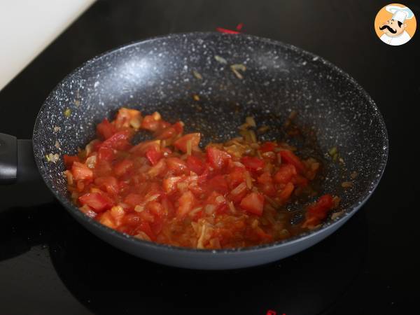Patacones, les toasts de banane plantain colombiens accompagnés de guacamole et de tomates - Préparation etape 5