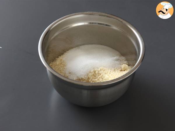 Tarte crumble express aux fruits rouges - Préparation etape 1