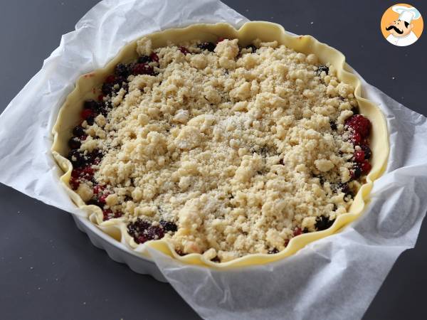 Tarte crumble express aux fruits rouges - Préparation etape 4