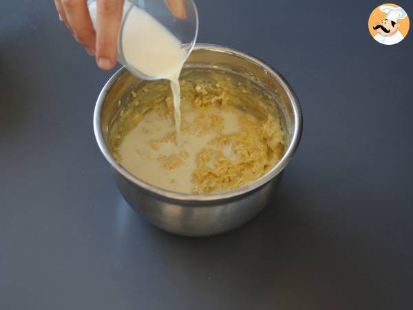 Cake au saumon fumé, citron et ciboulette - Préparation etape 3