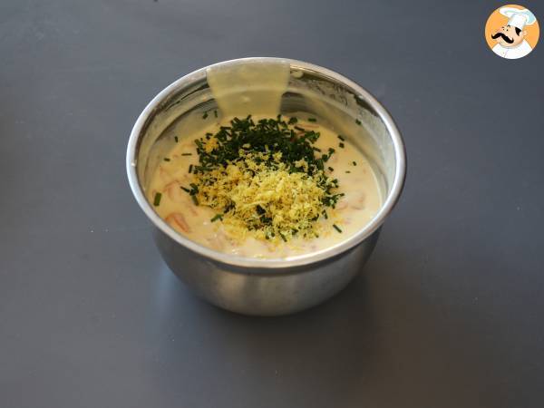 Cake au saumon fumé, citron et ciboulette - Préparation etape 4