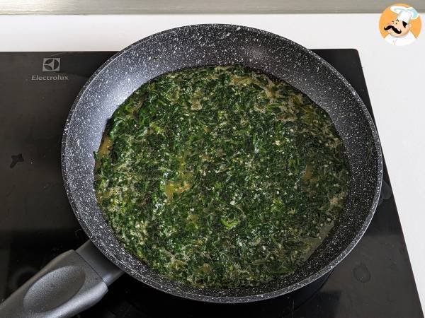 Omelette aux épinards façon frittata, un plat végétarien facile et délicieux - Préparation etape 7
