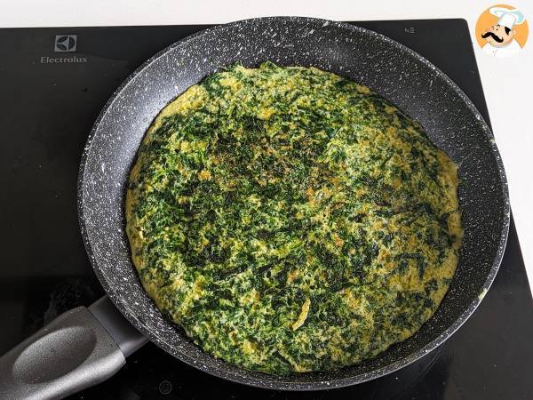 Omelette aux épinards façon frittata, un plat végétarien facile et délicieux - Préparation etape 9
