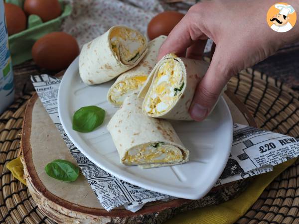 Wrap moelleux et super protéiné aux œufs et à la feta - Préparation etape 8